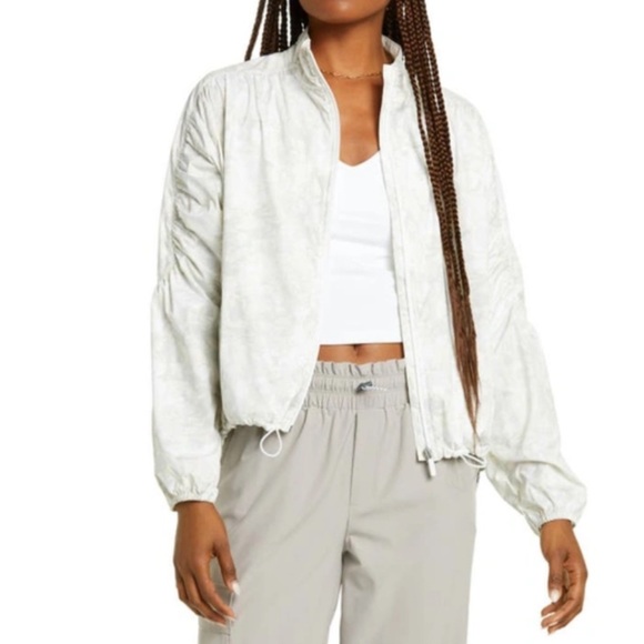 Zella Jackets & Blazers - Zella Rec Room Floral Print Jacket In White Multi Elizabeth Floral